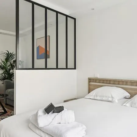 Elegant Et Design Apartment *
